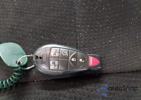 2012 Dodge Grand Caravan Sxt из США, поврежденный, VIN 2C4RDGCG8CR295131